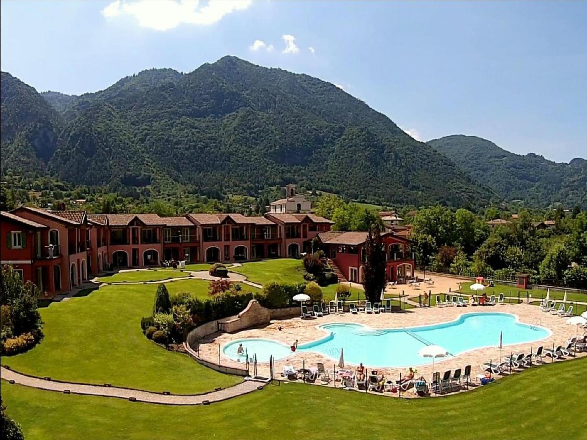 Spacious Apartment In Idro With Shared Pool Кроне Экстерьер фото